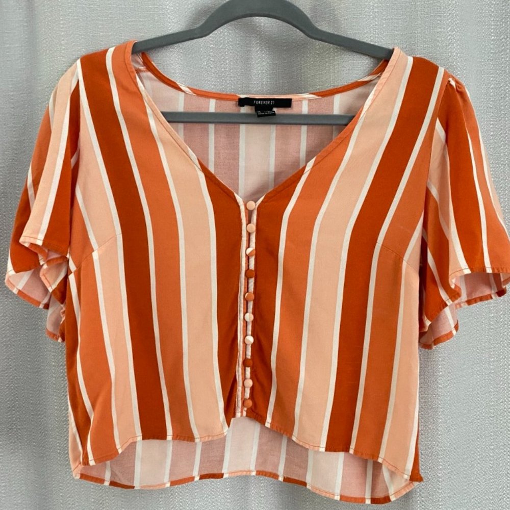 Button down cropped stripped shirt